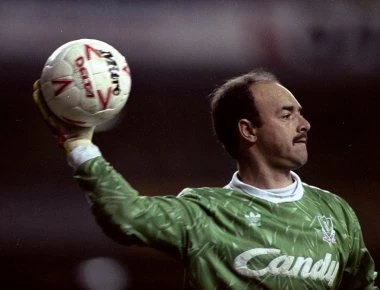 Παλιός άσος της Λίβερπουλ εξομολογείται: «Πόσους ανθρώπους σκότωσα; Ούτε και εγώ ξέρω...» (φώτο-βίντεο)